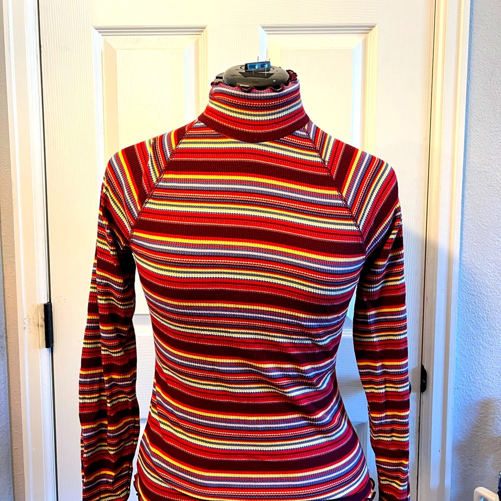 Sonoma multicolor striped shirt tight fitting like new, worn 2-3 times
